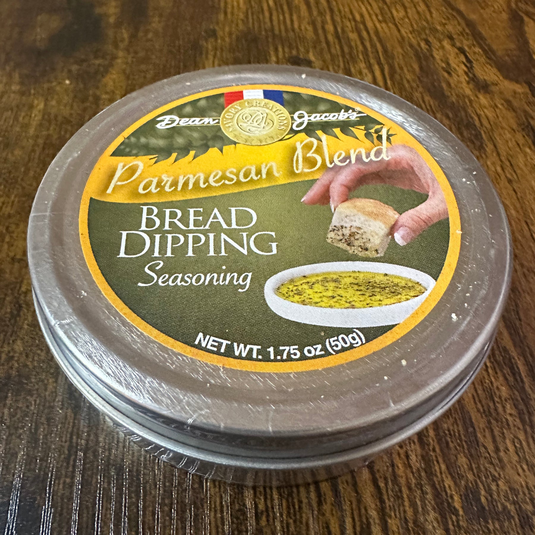 Bari Bread Dipping tin - Parmesan Blend on table