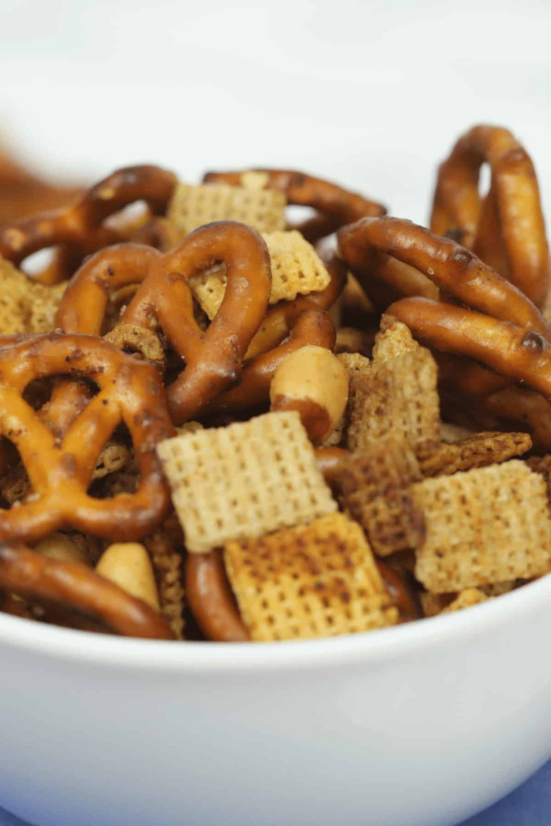 A Crunchy And Savory BARI Snack Mix You'll Go Nuts For!!
